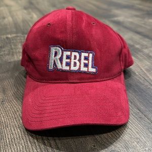 REBEL Yupoong baseball hat with velcro closure red/burgundy